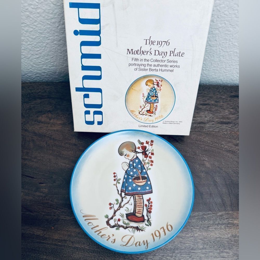 Schmid 1976 Mother’s Day Collector’s Plate